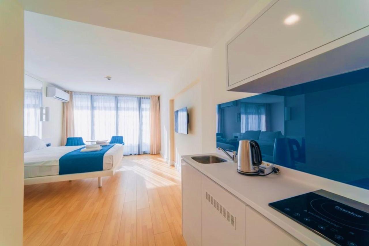 Luxury Sea View Apartments In Orbi City Batumi Esterno foto